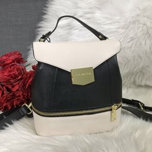 NWT STEVE MADDEN CONVERTIBLE MINI BACKPACK